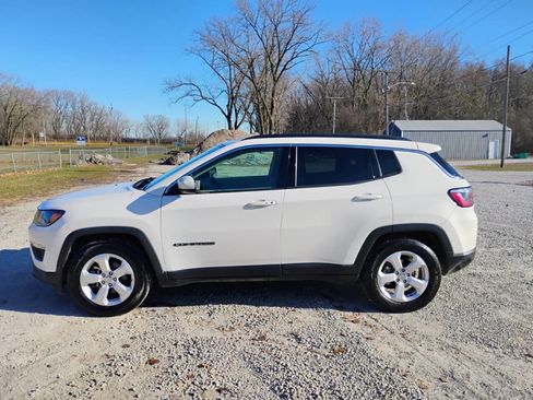 Used 2018 Jeep Compass Latitude w/ Safe & Security Group image 14