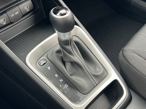 New 2026 Hyundai Venue SE image 21