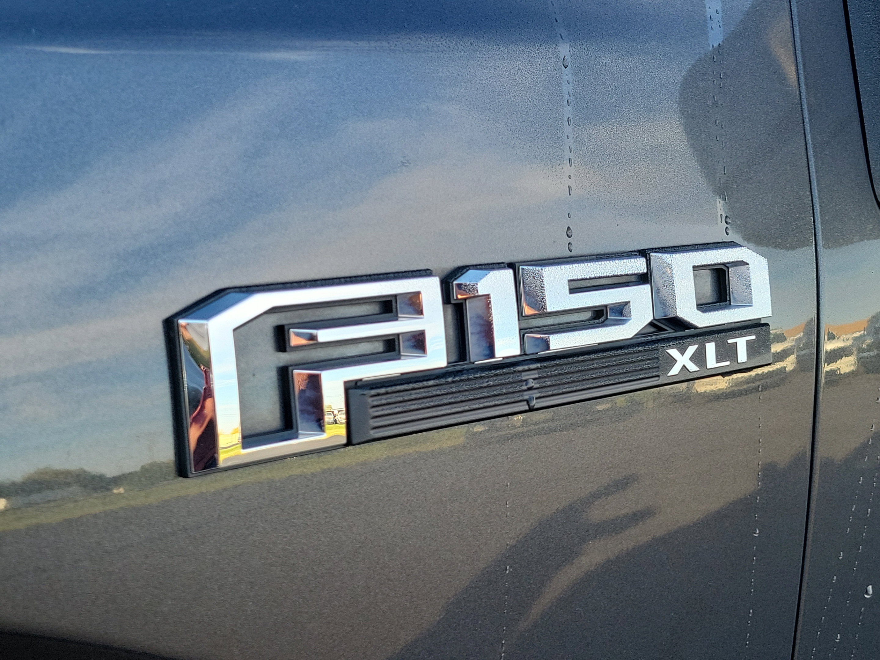 Used 2019 Ford F150 XLT w/ Equipment Group 302A Luxury RWD image 7
