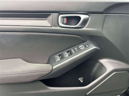 Used 2022 Honda Civic Sport image 17