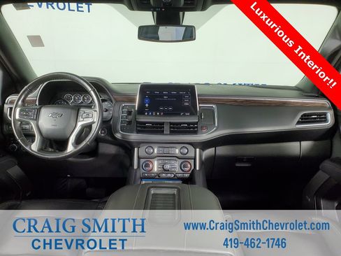 Used 2021 Chevrolet Tahoe Z71 w/ Z71 Signature Package image 3