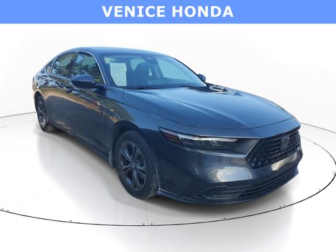 Used 2023 Honda Accord EX image 1