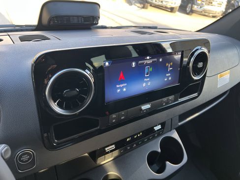 New 2026 Mercedes-Benz Sprinter 2500 image 26