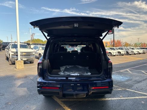 Used 2025 INFINITI QX80 Autograph image 8