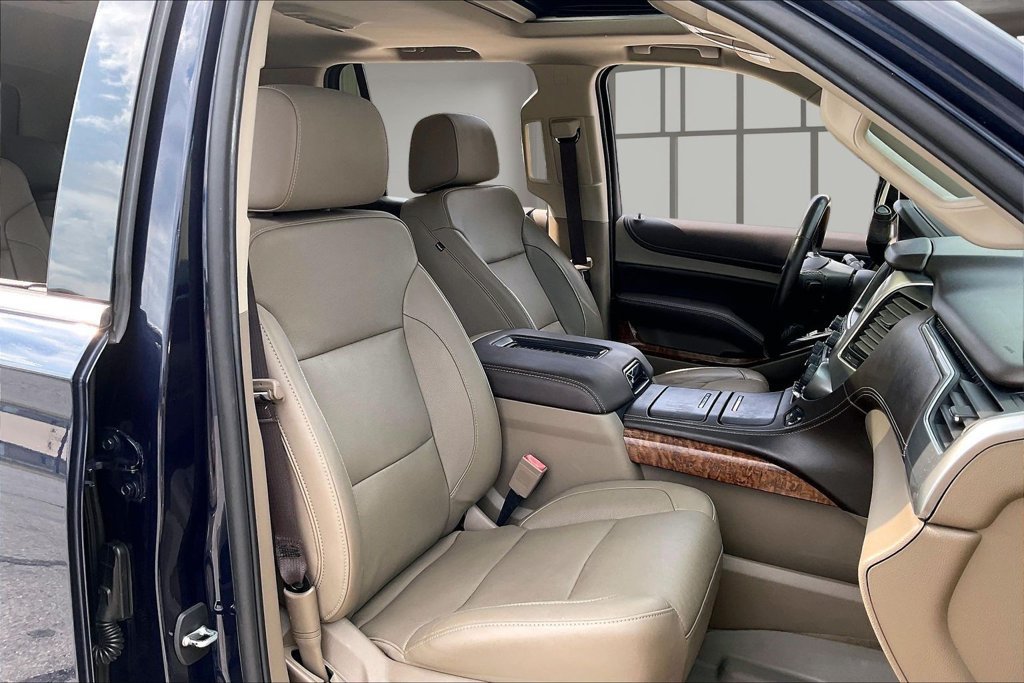 Used 2019 Chevrolet Tahoe Premier w/ Max Trailering Package AWD/4WD image 29