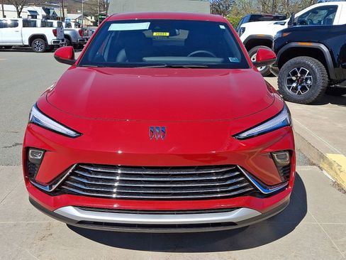 New 2026 Buick Envista Preferred w/ Convenience I Package FWD image 2