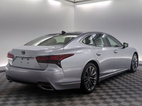 Used 2023 Lexus LS 500 w/ Interior Upgrade Package RWD image 9
