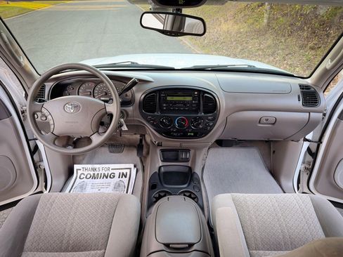 Used 2005 Toyota Tundra SR5 image 9