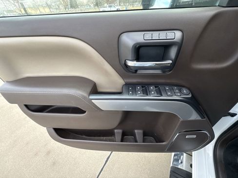 Used 2017 Chevrolet Silverado 2500 LTZ w/ Vortec Plus Package image 21