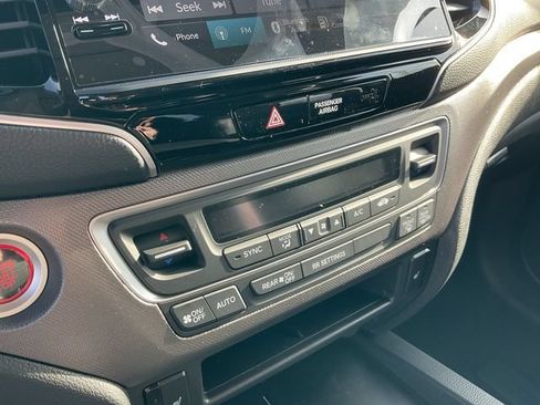 Used 2025 Honda Ridgeline RTL image 26