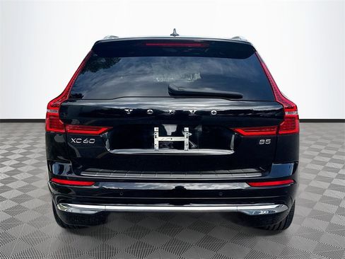 Used 2023 Volvo XC60 B5 Plus w/ Protection Package Premier image 7