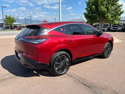 Certified 2025 Nissan Murano Platinum w/ Cargo Package AWD/4WD image 9
