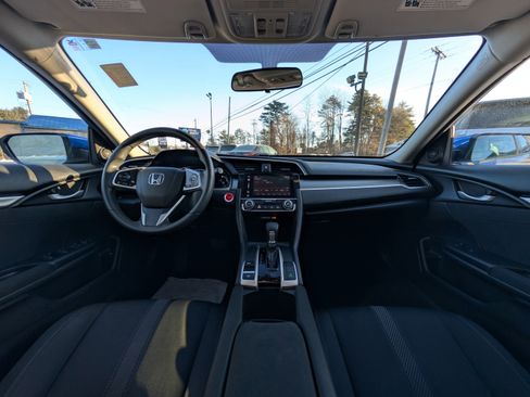 Used 2016 Honda Civic EX image 2