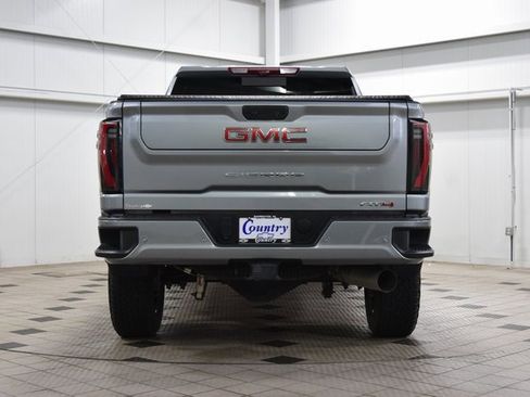 Used 2024 GMC Sierra 2500 AT4 w/ AT4 Premium Plus Package image 7