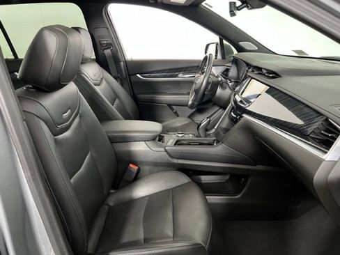 Used 2024 Cadillac XT6 Premium Luxury image 21