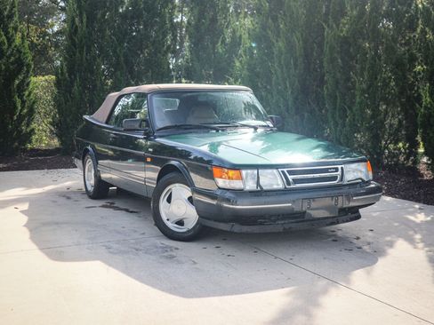 Used 1992 Saab 900 Turbo image 2
