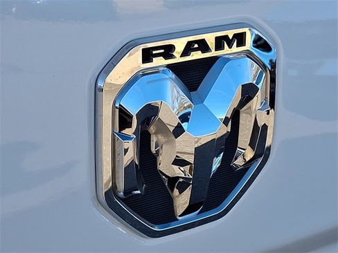 Used 2021 RAM 2500 Big Horn image 22