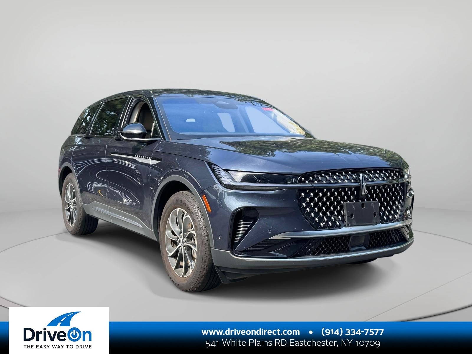Used 2024 Lincoln Nautilus Premier AWD/4WD image 1