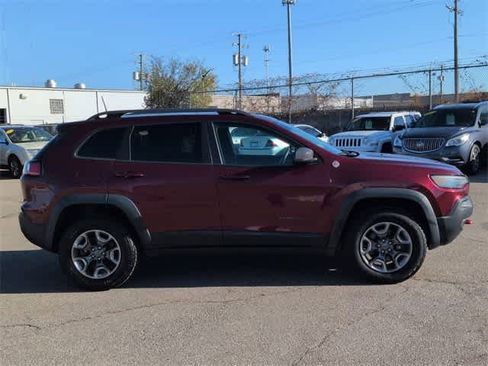 Used 2019 Jeep Cherokee Trailhawk w/ Comfort/Convenience Group image 15