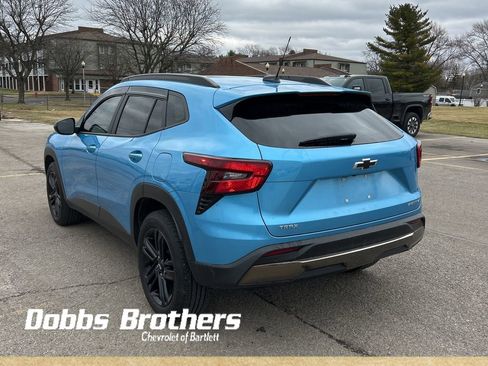 Used 2025 Chevrolet Trax ACTIV w/ Driver Confidence Package image 3