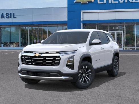 New 2027 Chevrolet Equinox LT FWD image 6
