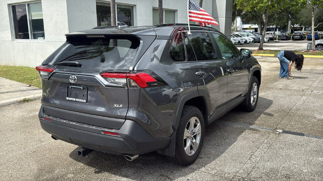 Used 2024 Toyota RAV4 XLE w/ Convenience Package FWD image 10