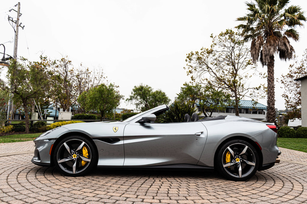 Certified 2022 Ferrari Portofino M RWD image 9