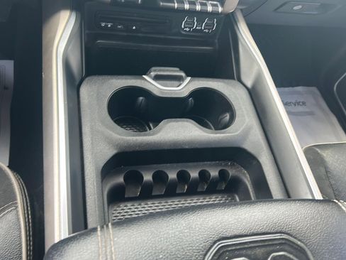 Used 2019 RAM 2500 Laramie image 31