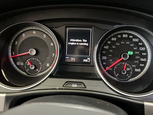 Used 2021 Volkswagen Atlas S image 15