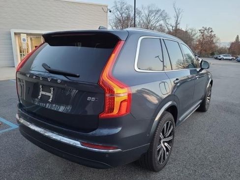 Used 2025 Volvo XC90 B5 Plus image 4