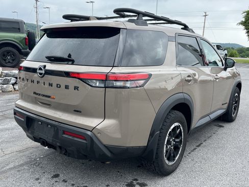 Used 2023 Nissan Pathfinder Rock Creek AWD/4WD image 6