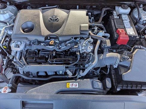 Used 2024 Toyota Camry SE FWD image 21
