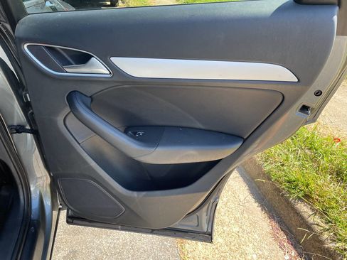 Used 2017 Audi Q3 2.0T Premium w/ Convenience Package image 29