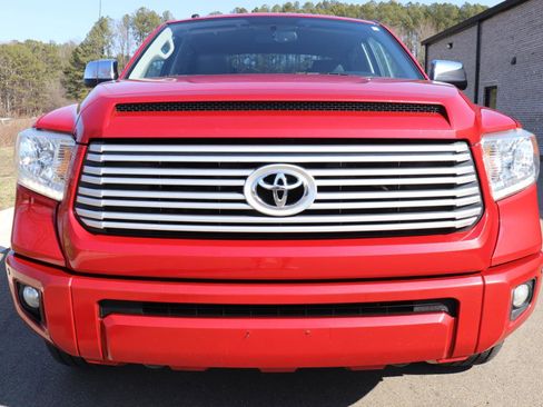 Used 2016 Toyota Tundra Platinum image 3