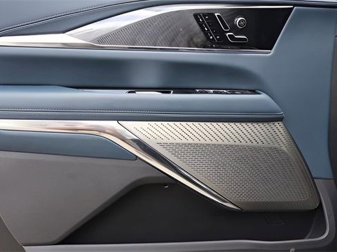 New 2025 Cadillac Escalade IQ Sport 2 w/ LPO, ONYX Package image 11