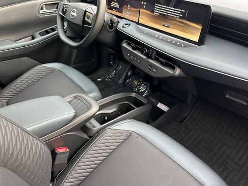 New 2026 Nissan Leaf Platinum+ w/ Cargo Package (Platinum+) image 19