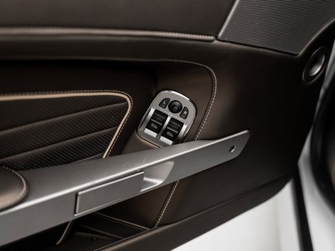 Used 2016 Aston Martin DB9 GT image 52