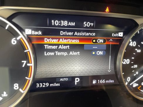 Used 2024 Nissan Rogue SV w/ SV Premium Package image 15