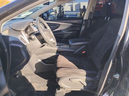 Used 2017 Nissan Murano S image 12