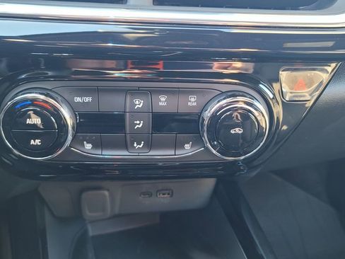 New 2026 Chevrolet Trax RS image 22