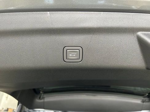 New 2026 Chevrolet Tahoe LT w/ Comfort Package AWD/4WD image 18