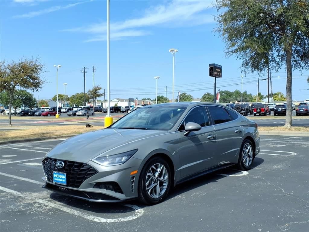 Used 2023 Hyundai Sonata SEL w/ Convenience Package FWD image 12