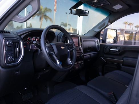 Used 2022 Chevrolet Silverado 3500 LT image 19