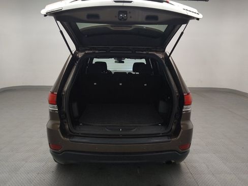 Used 2021 Jeep Grand Cherokee Laredo RWD image 29