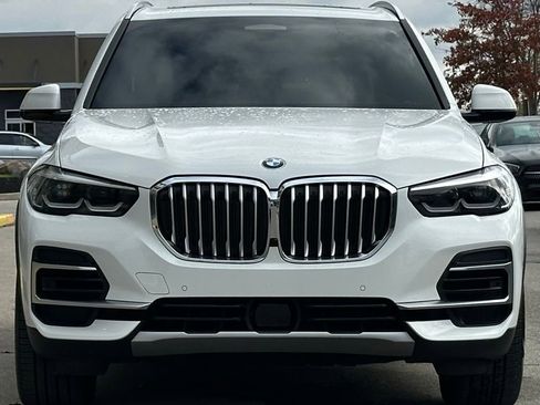 Used 2022 BMW X5 xDrive40i image 3