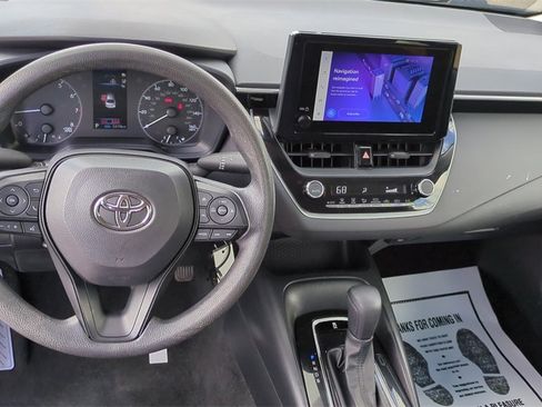 Used 2023 Toyota Corolla LE image 18
