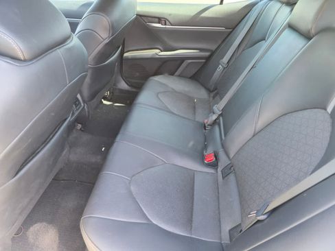 Used 2022 Toyota Camry XSE image 14