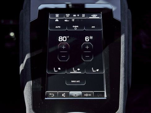 Used 2024 Lamborghini Huracan Sterrato image 70