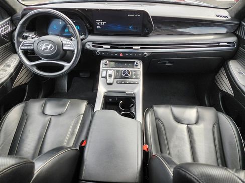 Used 2024 Hyundai Palisade Calligraphy image 12