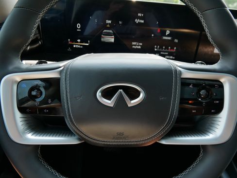 Used 2025 INFINITI QX80 Sensory AWD/4WD image 27
